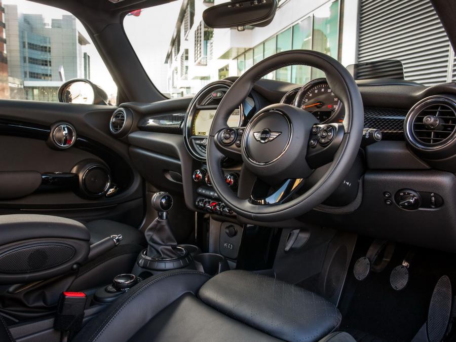  Mini Cooper S 2014 года  (UK) (фото 19 из 30)